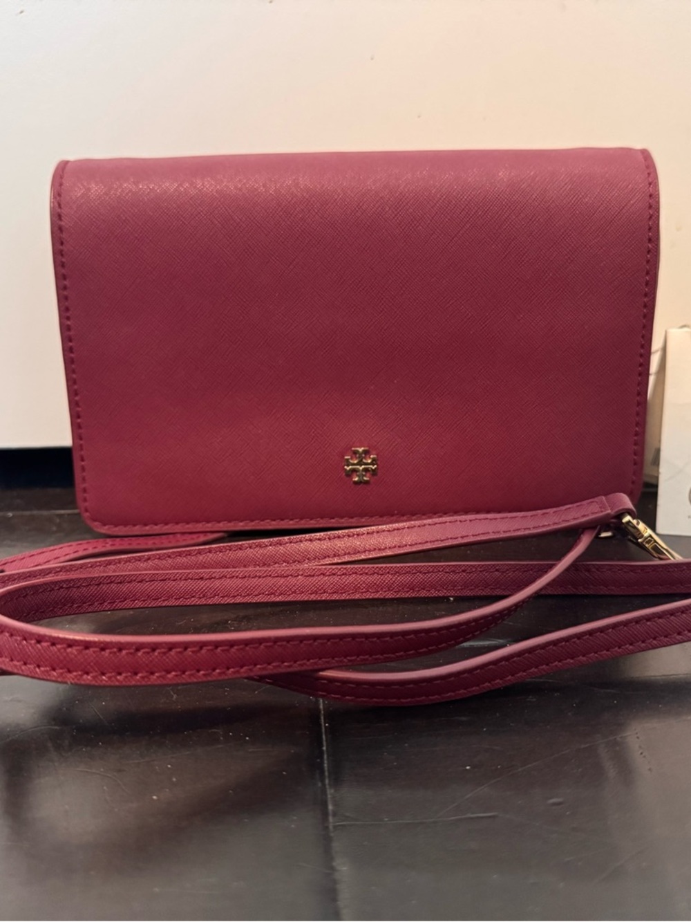 Tory Burch York Combo Crossbody Wallet – Shiraz (Wine) – Saffiano Leather